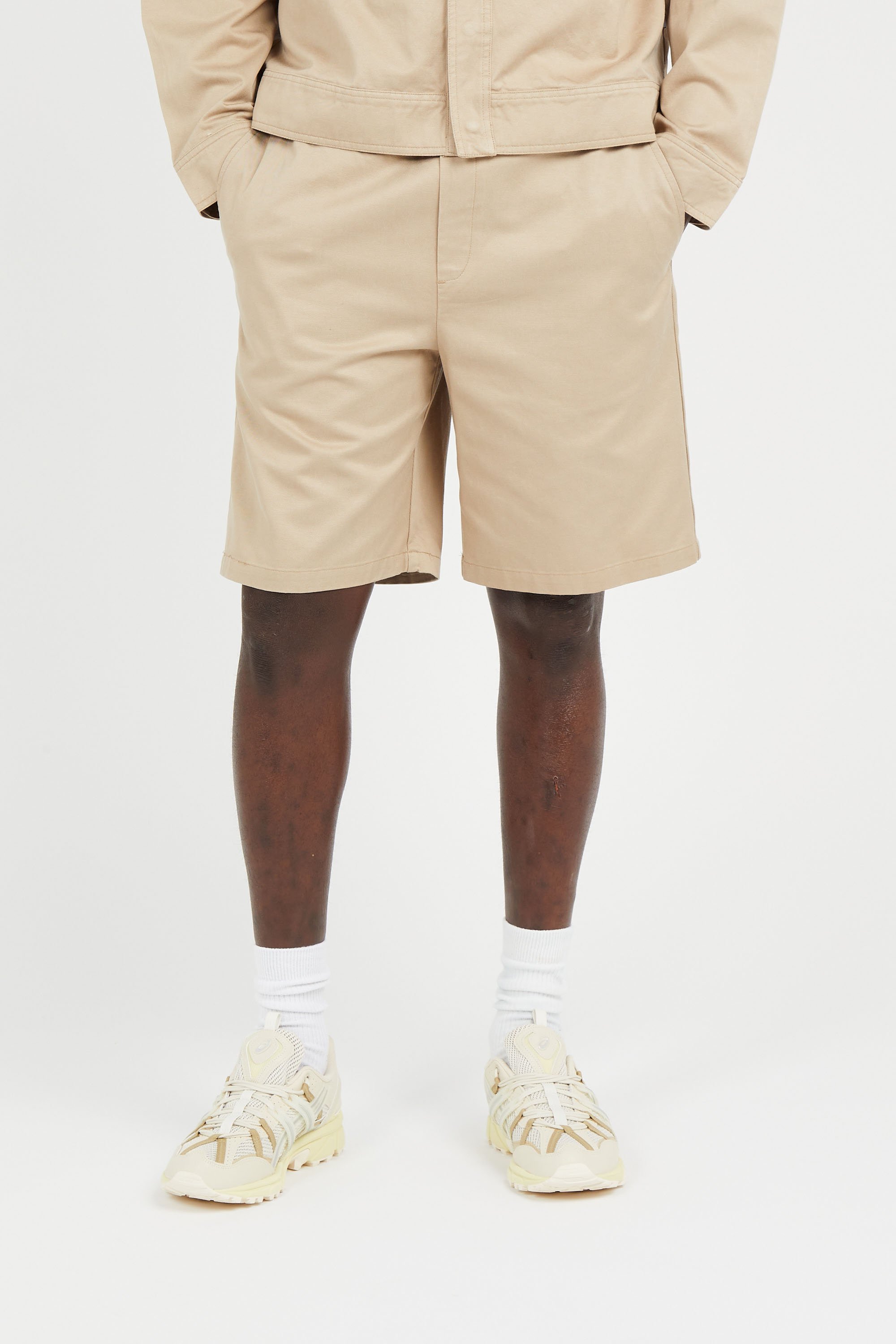 Short Beige