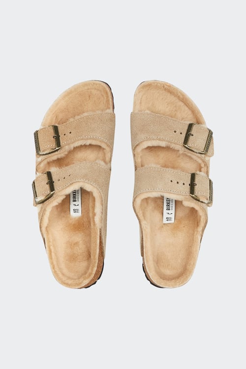 BIRKENSTOCK Sandales plates Beige