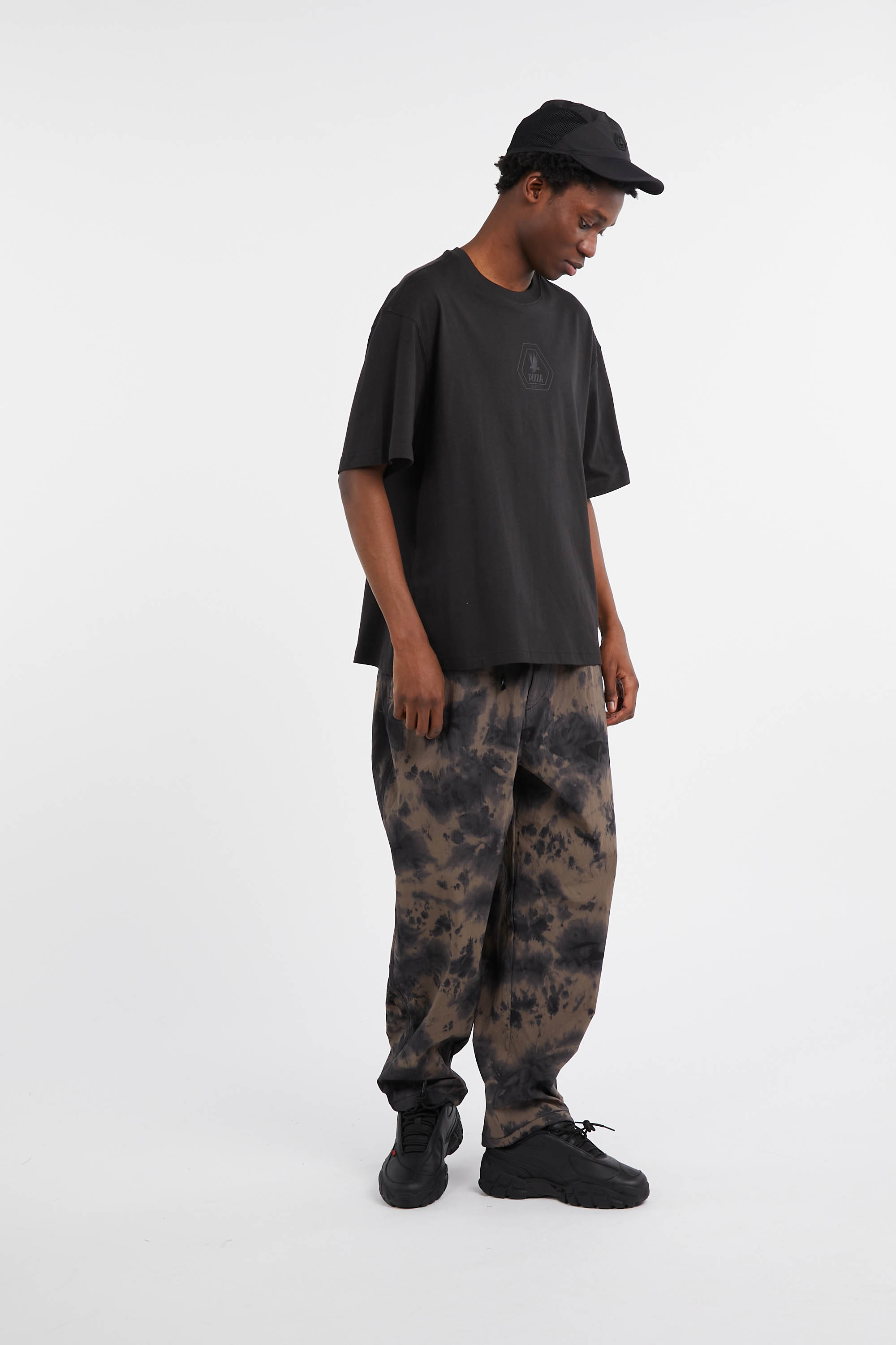 Regular-fit round-neck cotton T-shirt Black
