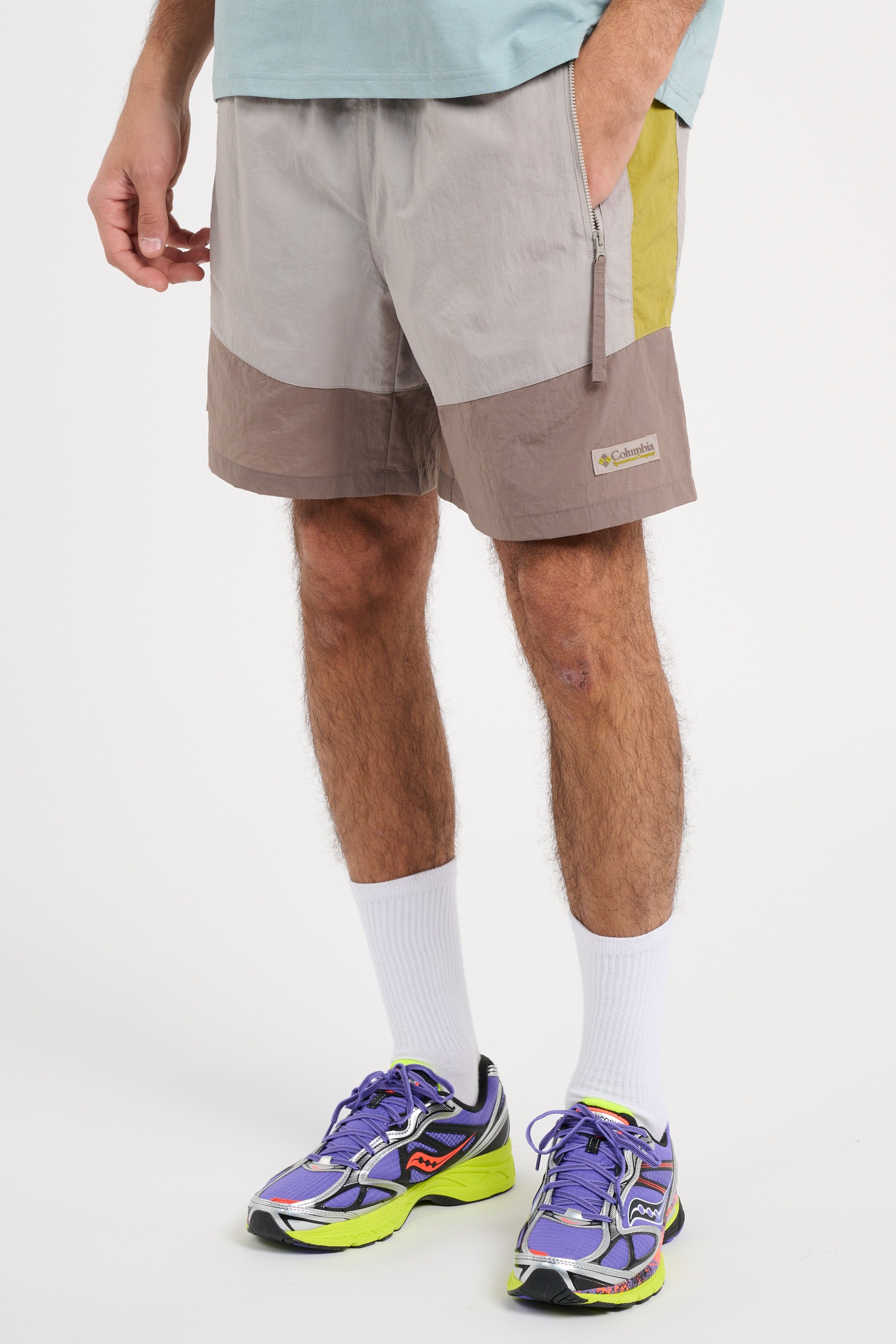 Short Gris