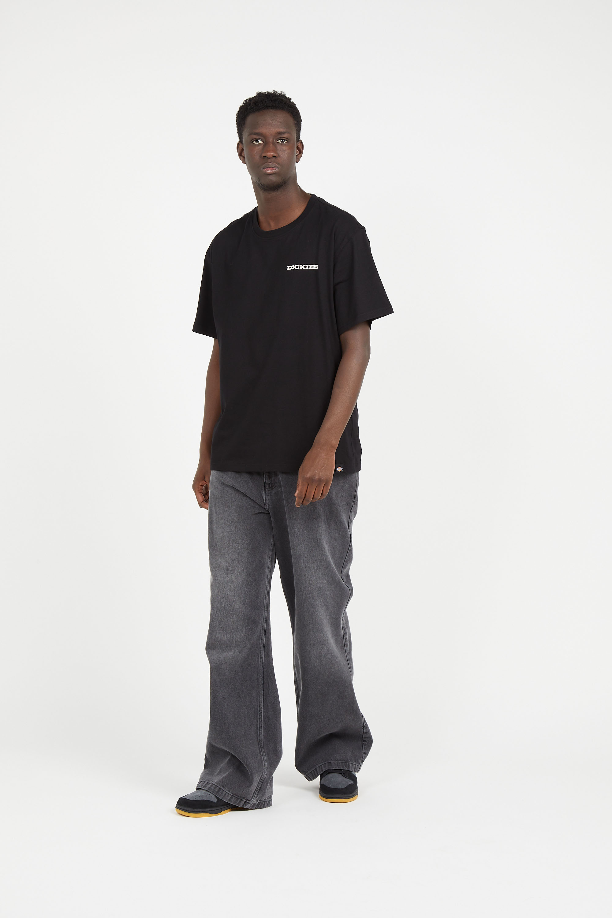 Regular-fit round-neck cotton T-shirt Black