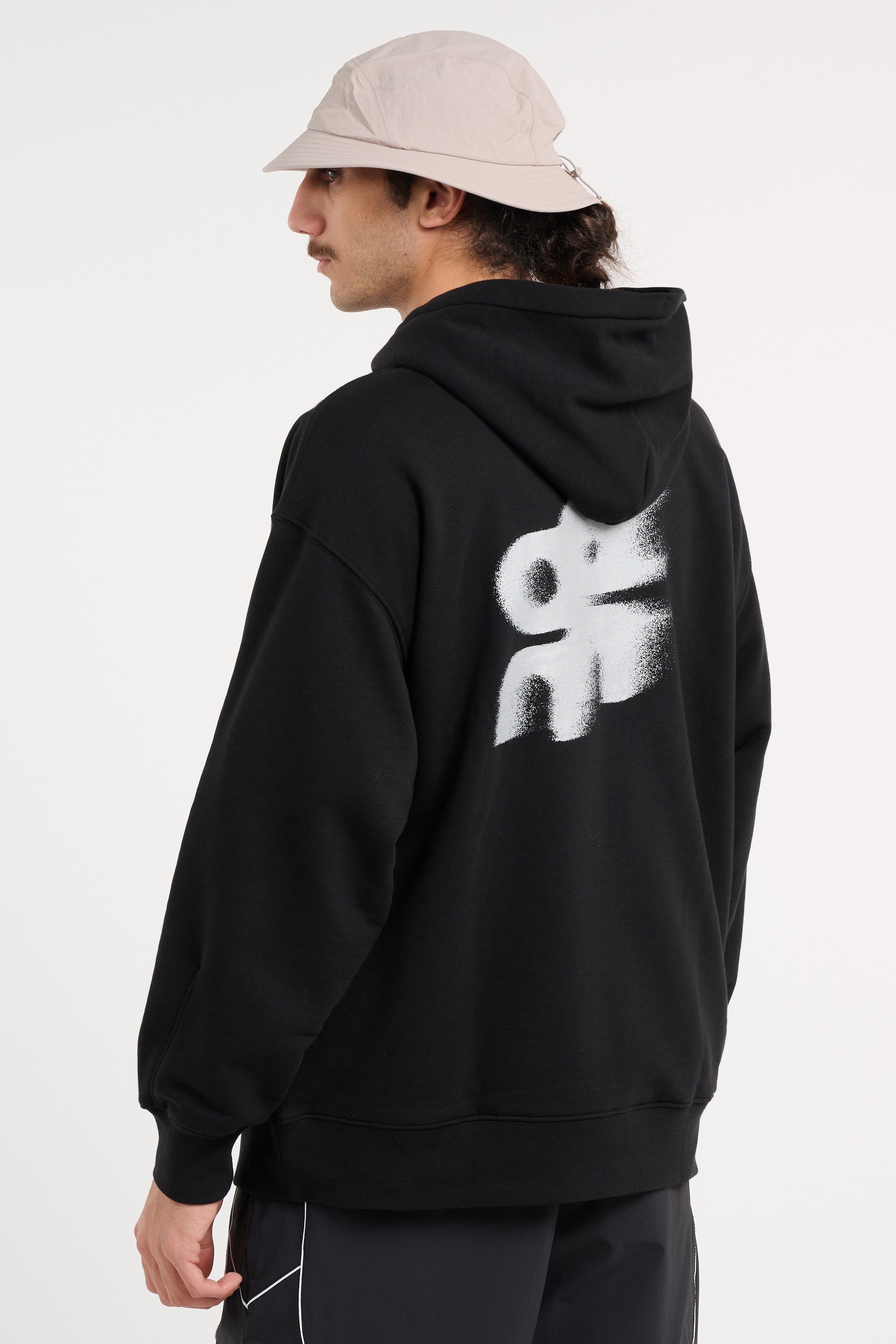 Hoodie | Black ON Men