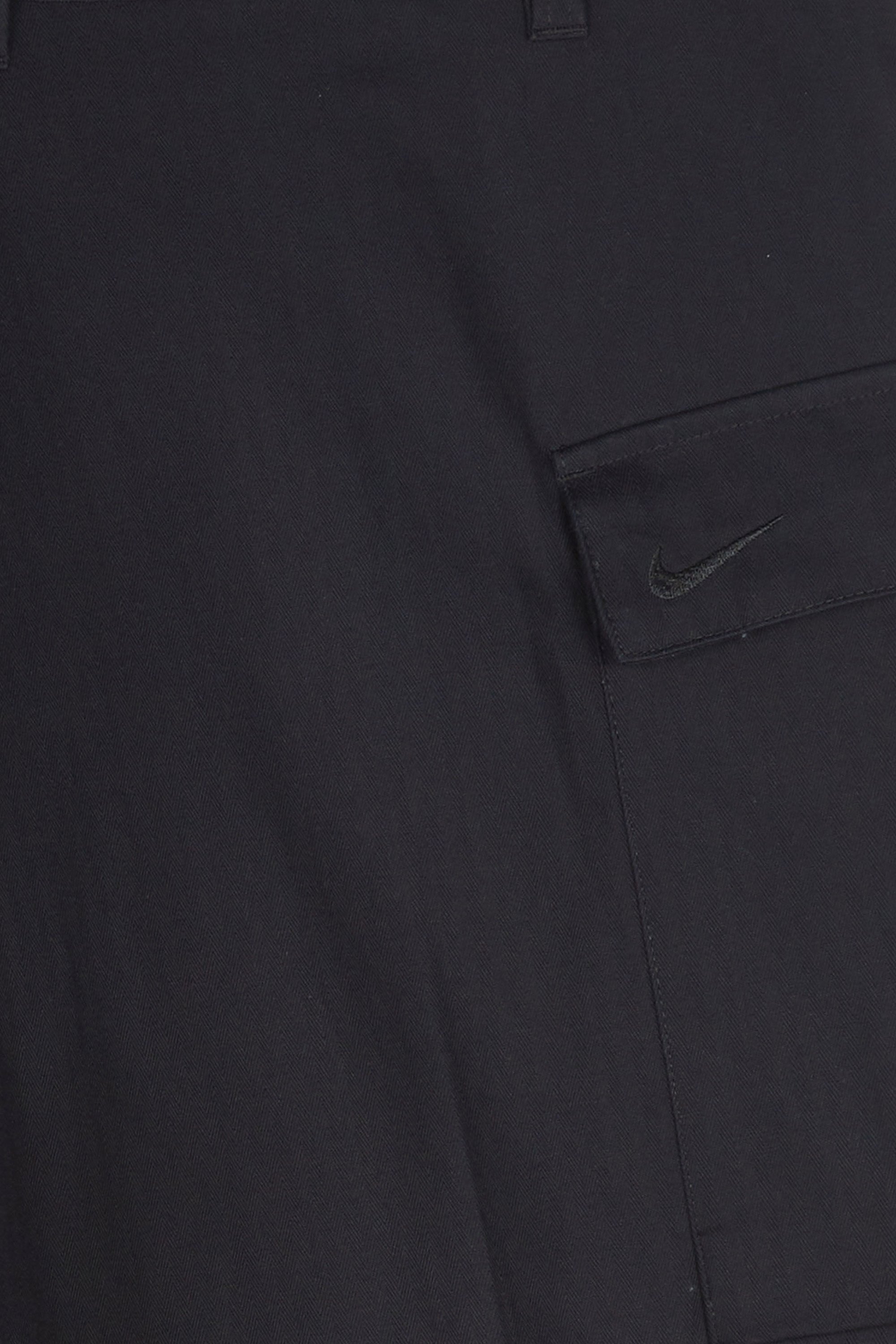 Cargo | Black by NIKE Cargo Black