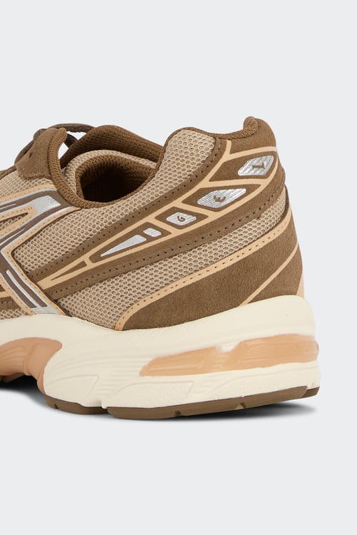 ASICS Baskets Beige