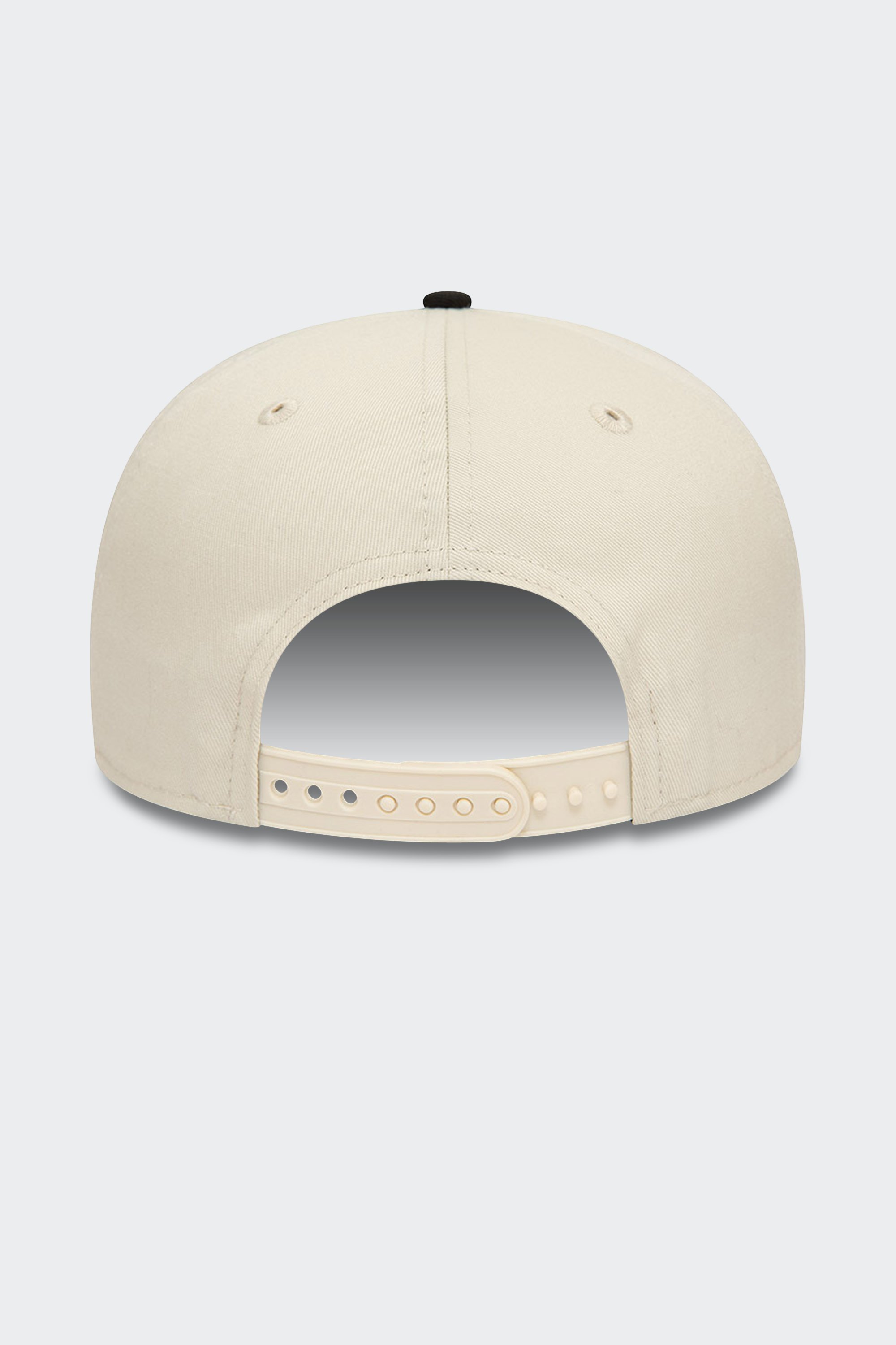 Cap | White by NEW ERA Cap White