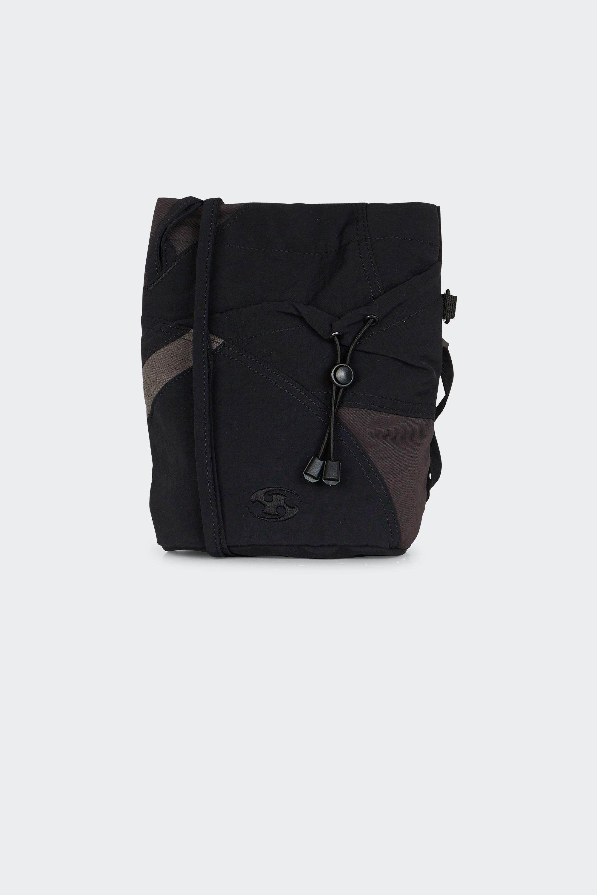 Baindeminuit shoulder bag | Black by SAN SAN GEAR Baindeminuit shoulder bag Black