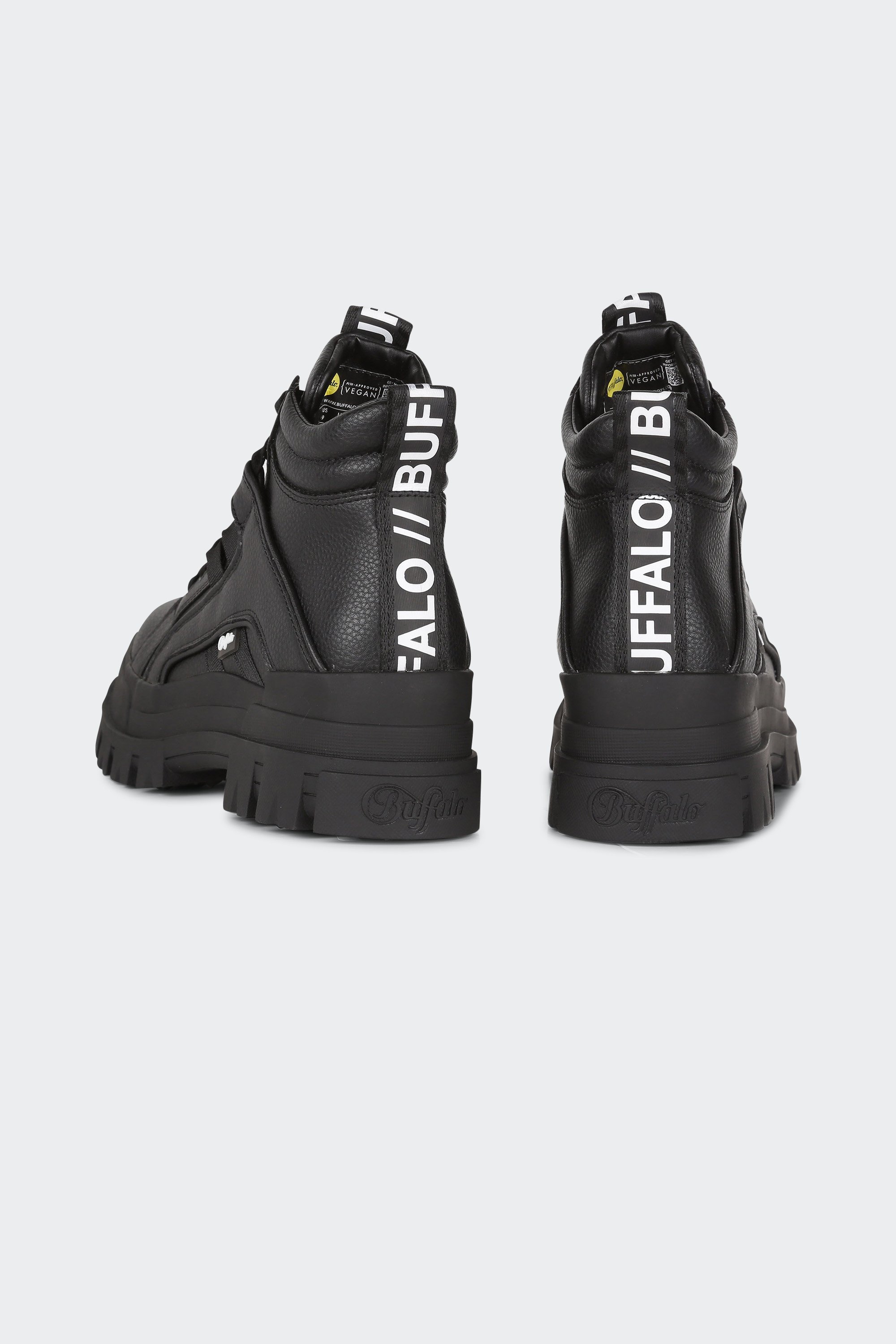 Sneakers | Black by BUFFALO Sneakers Black