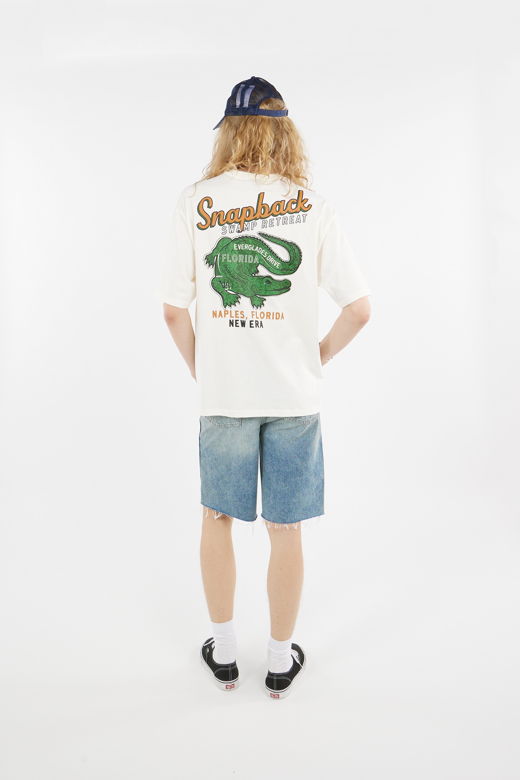 T-shirt | Beige by NEW ERA T-shirt Beige