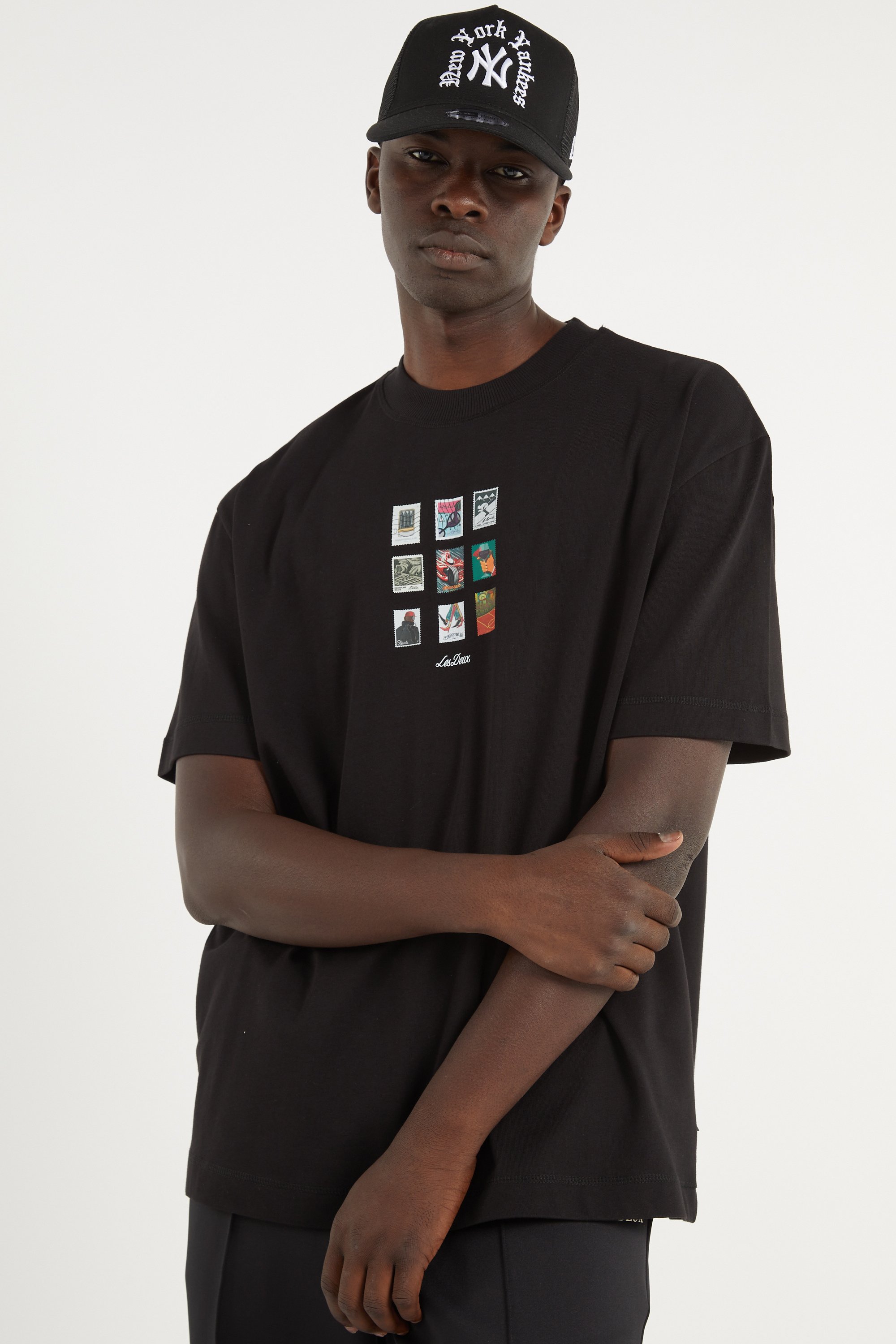 Regular-fit round-neck cotton T-shirt | Black LES DEUX Men