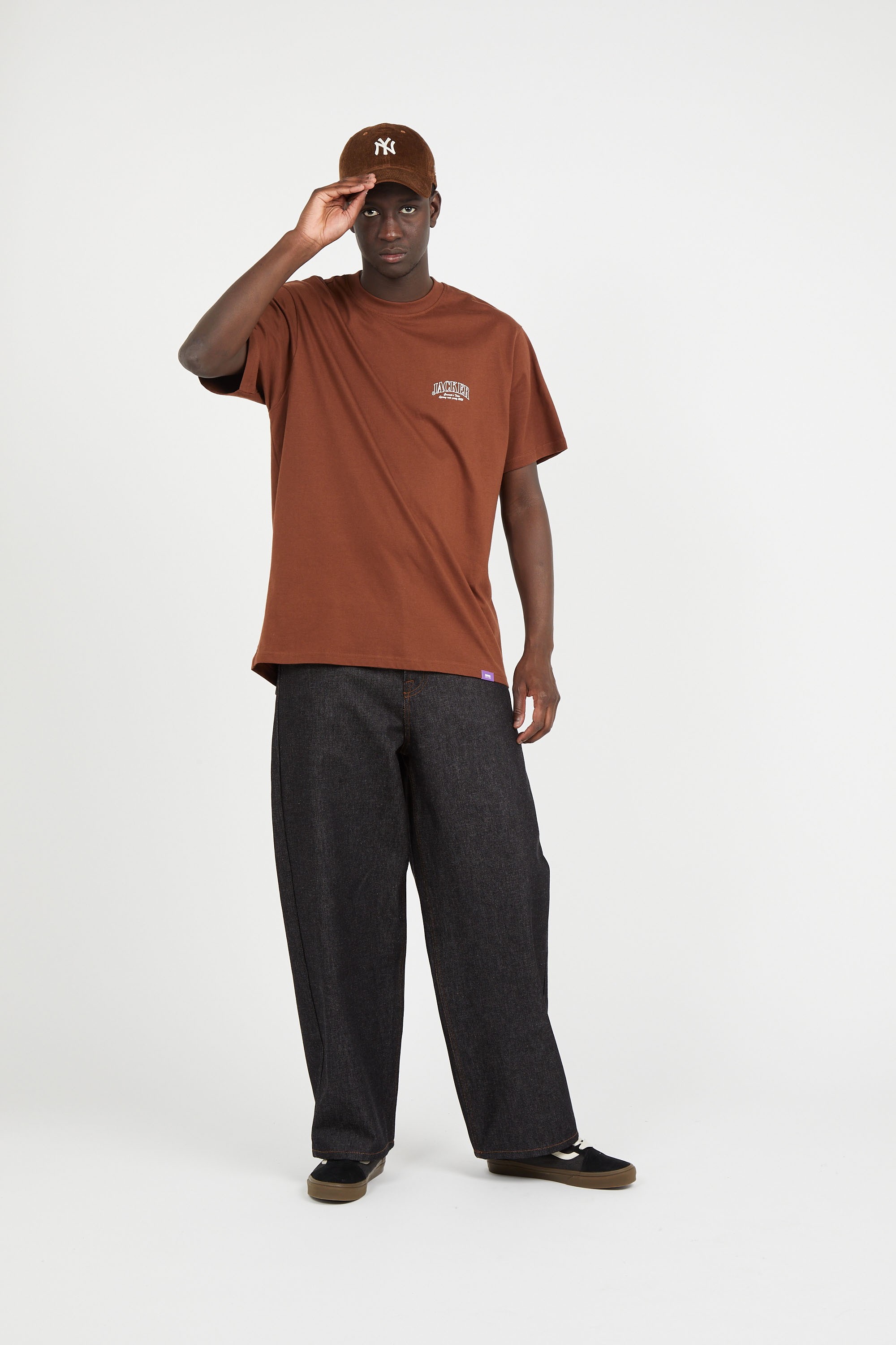Regular-fit round-neck cotton T-shirt Brown