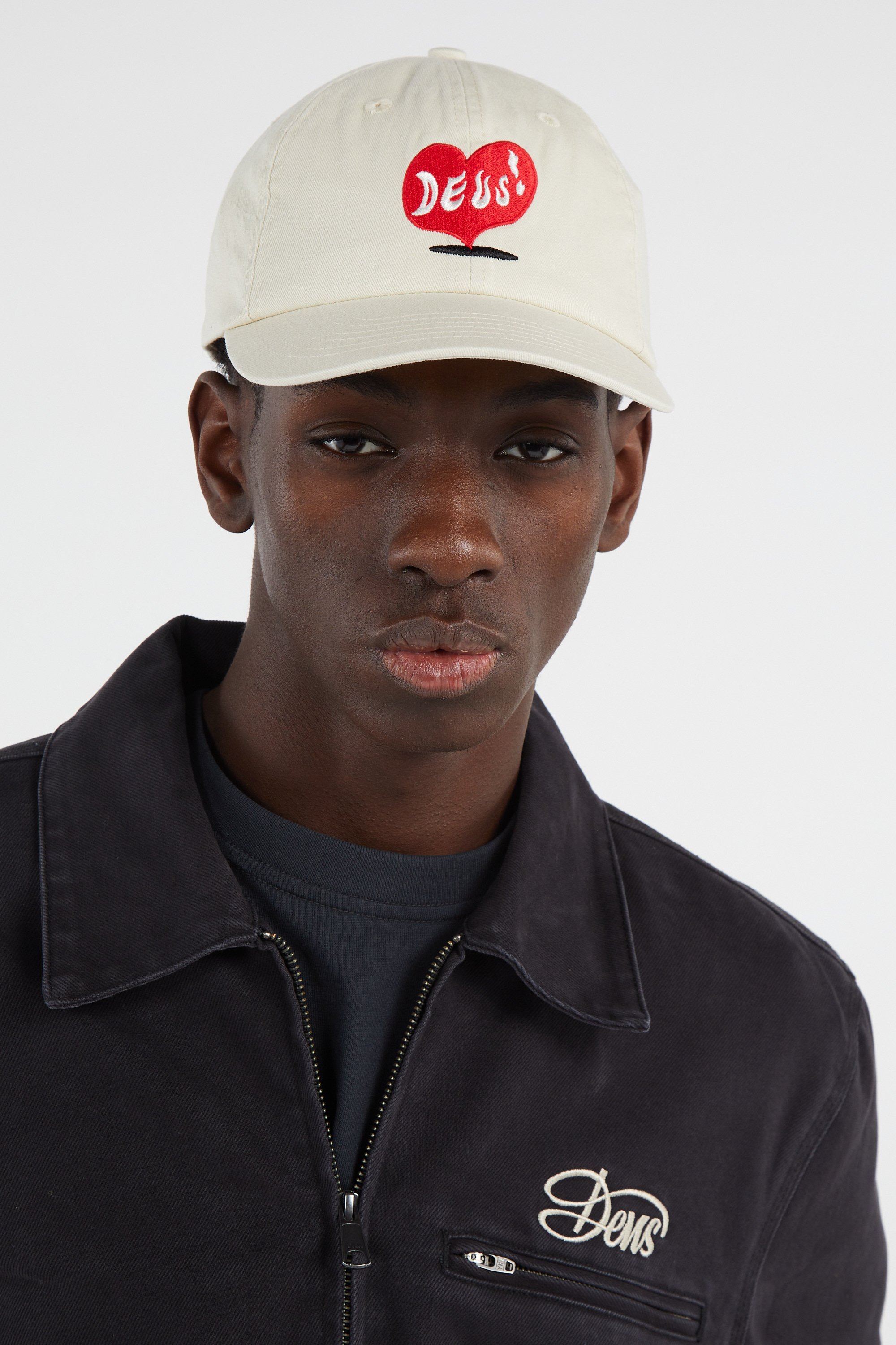 Cap DEUS EX MACHINA White