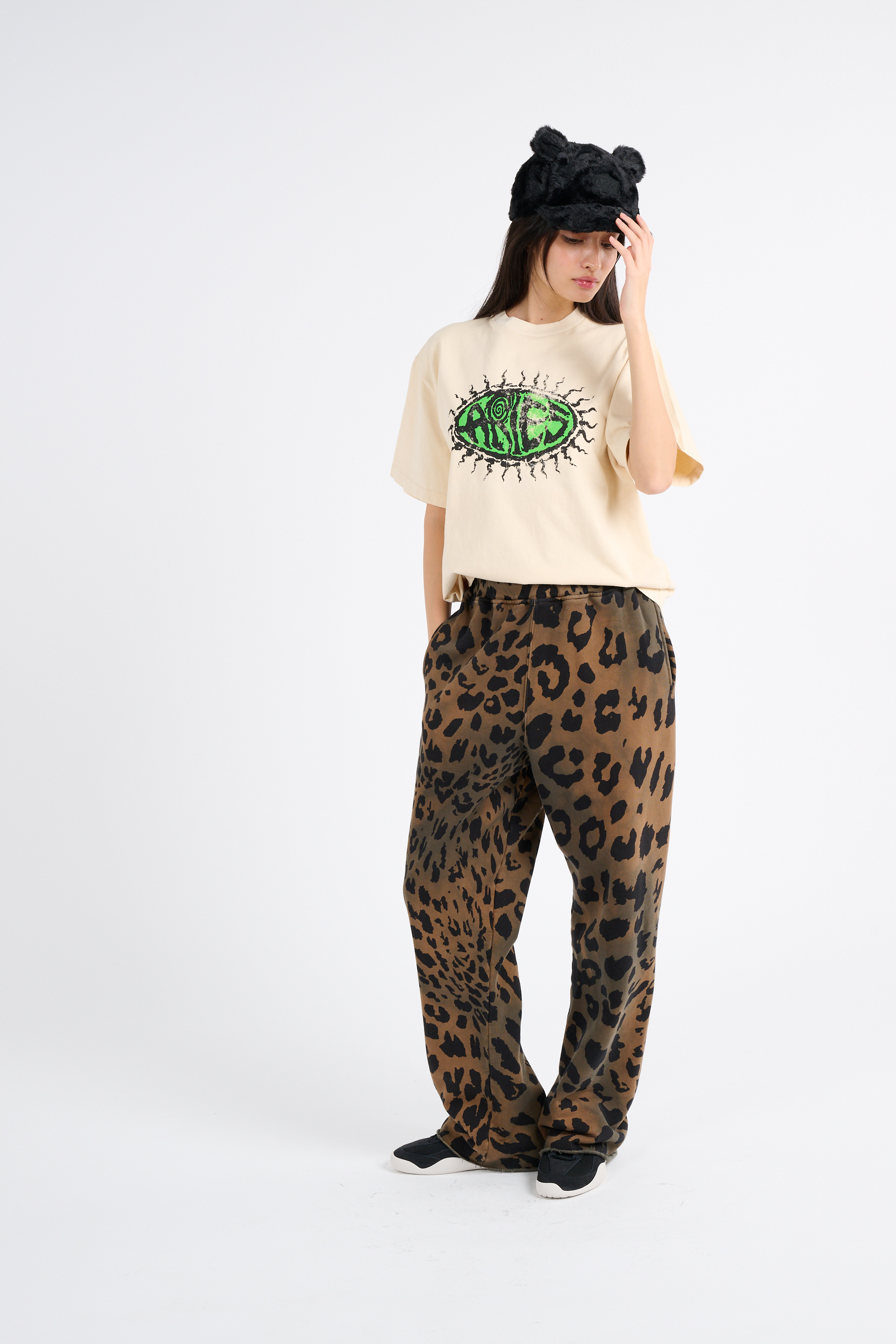 Regular-fit round-neck cotton T-shirt Beige