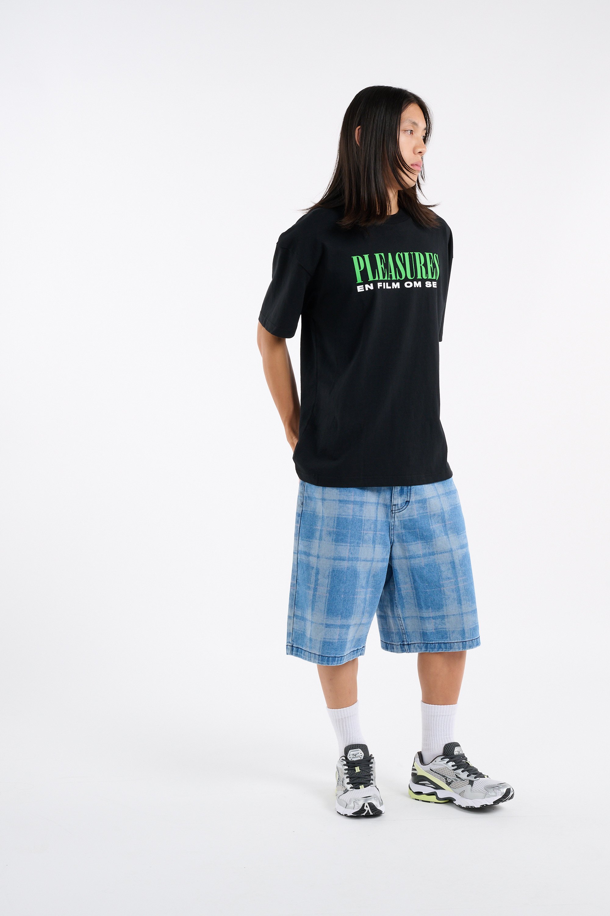 T-shirt PLEASURES Noir