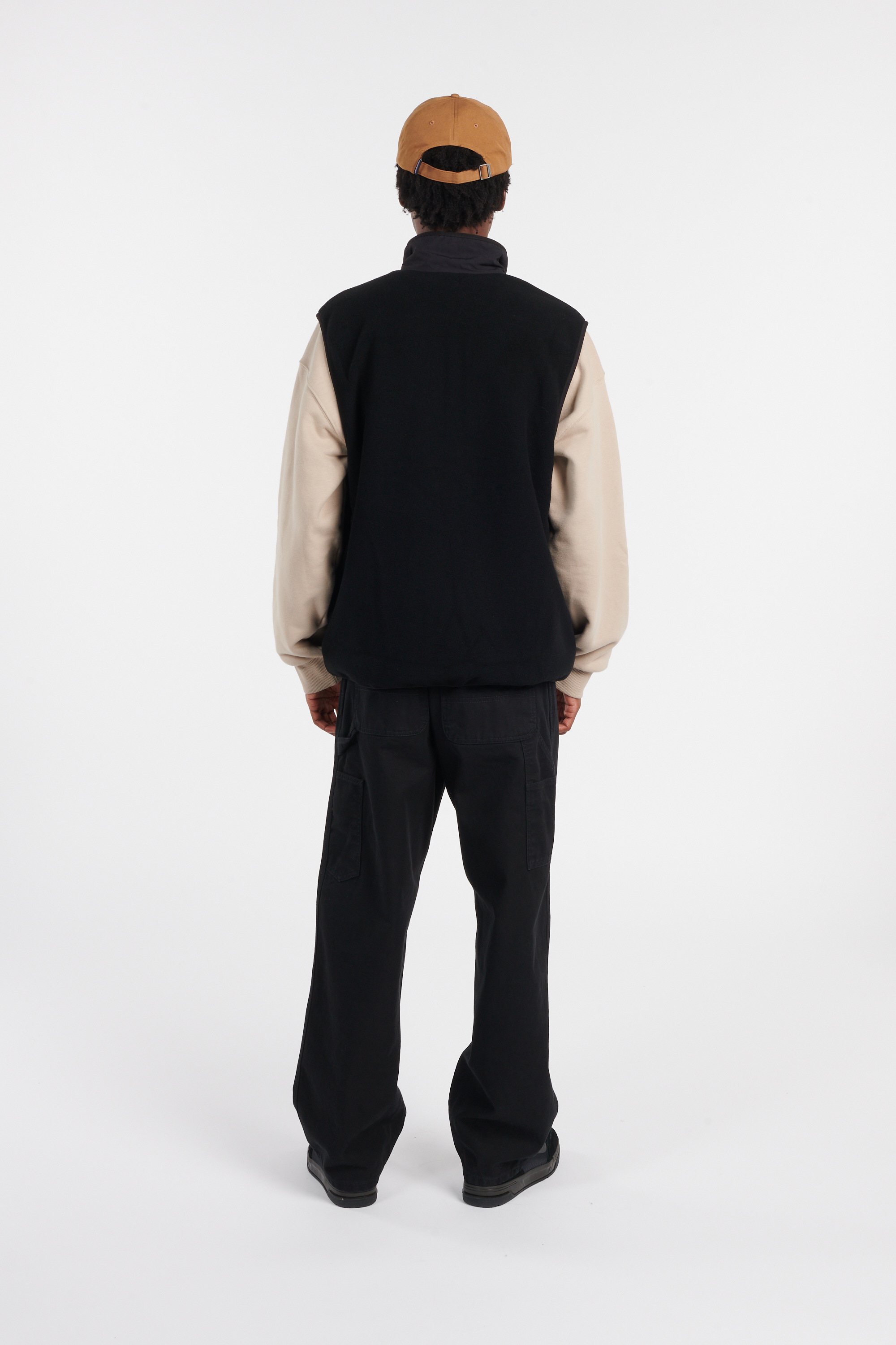 Sleeveless vest Black