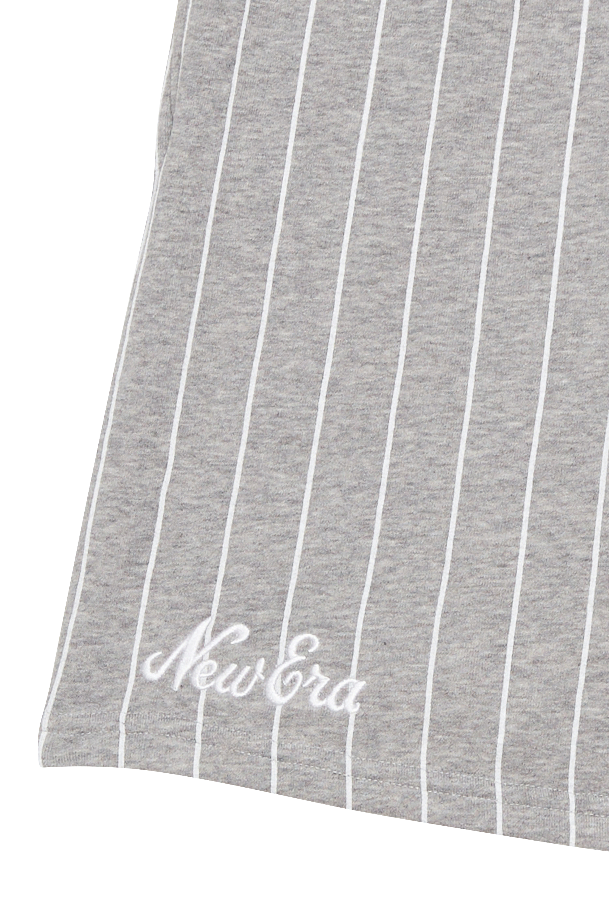 Short NEW ERA Gris