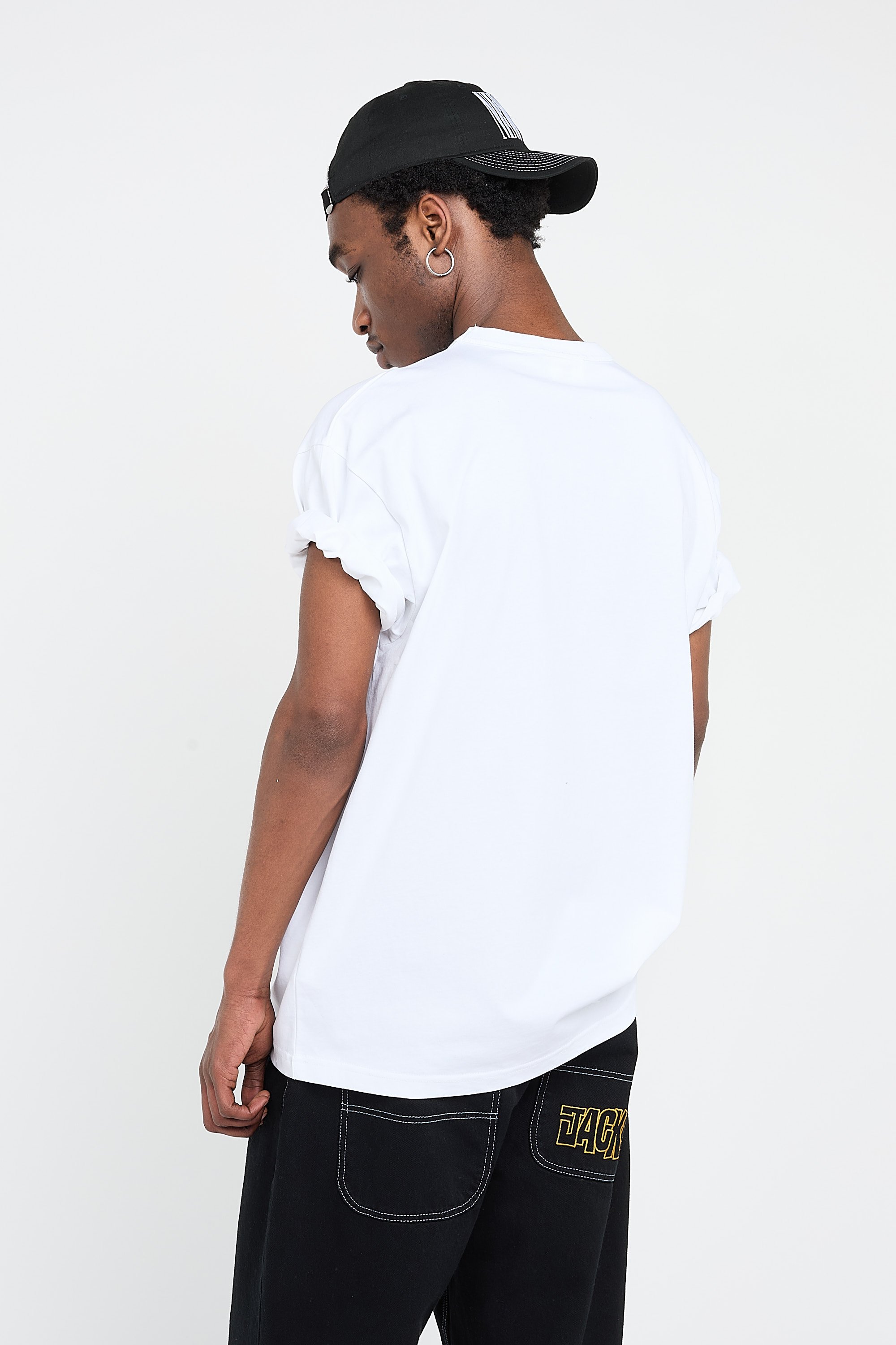 T-shirt White