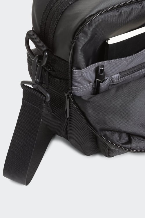 EASTPAK Pochette d'ordinateur  Noir