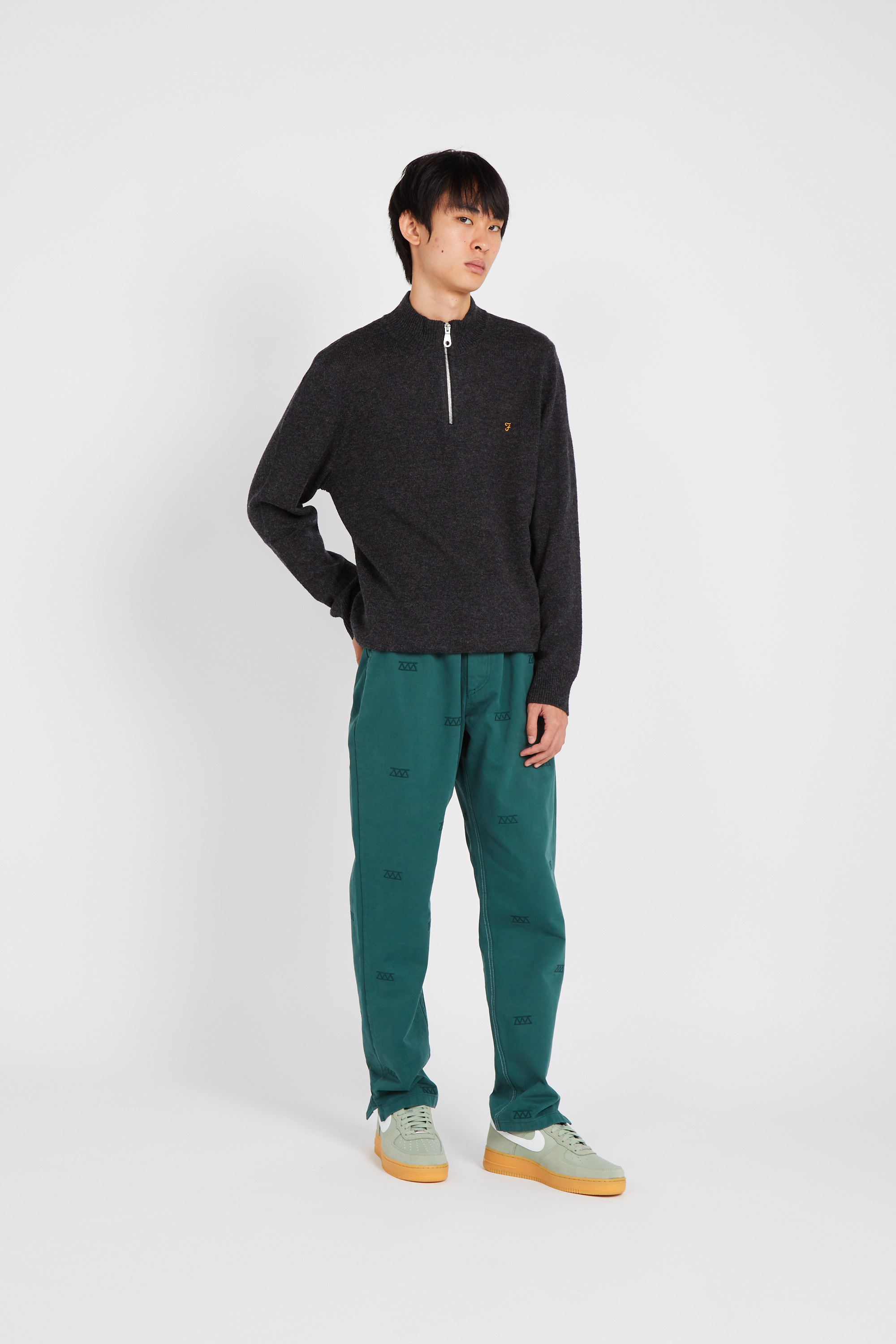 Regular-fit round-neck flecked wool sweater Black