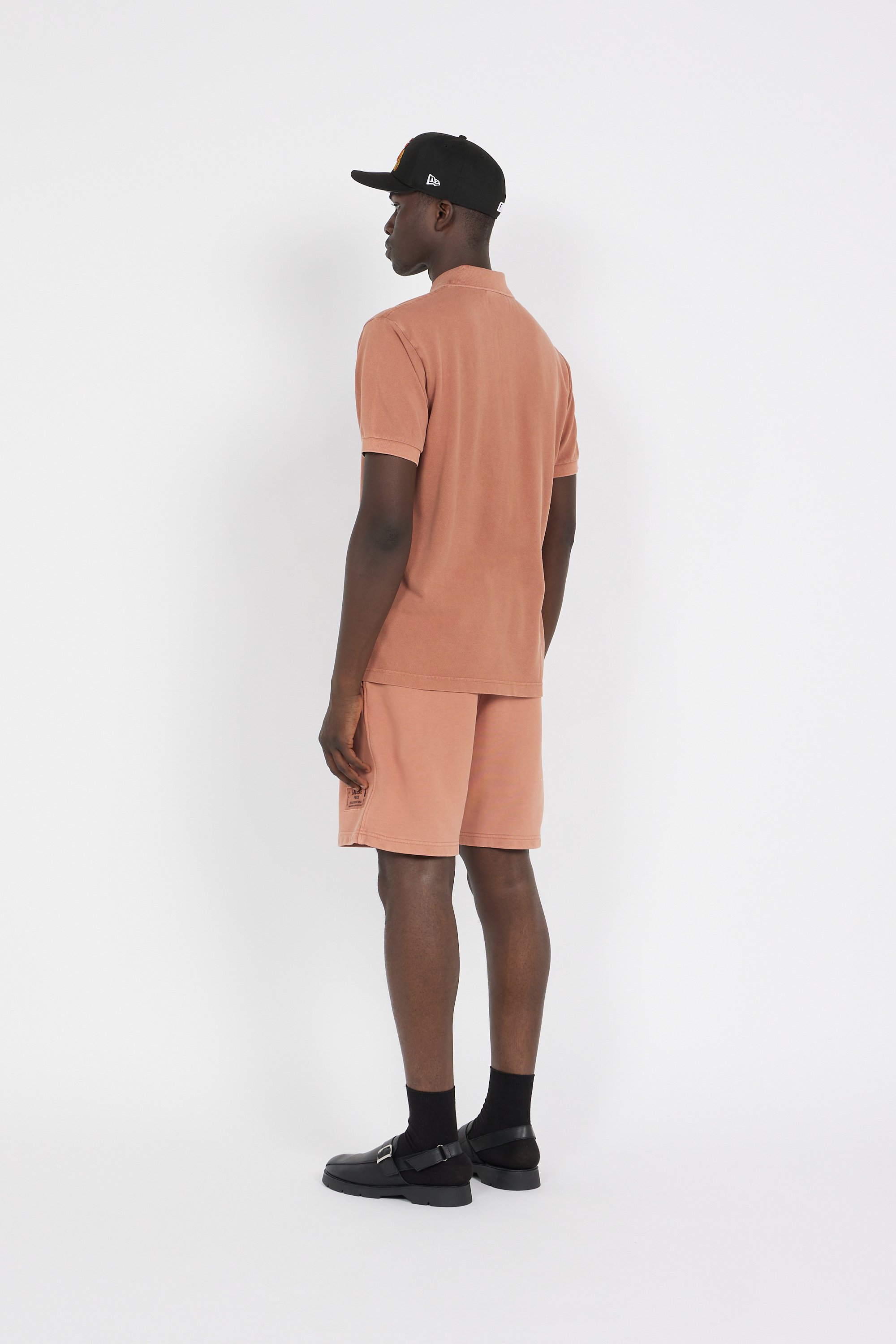 Flat furry sheepskin sandals Black