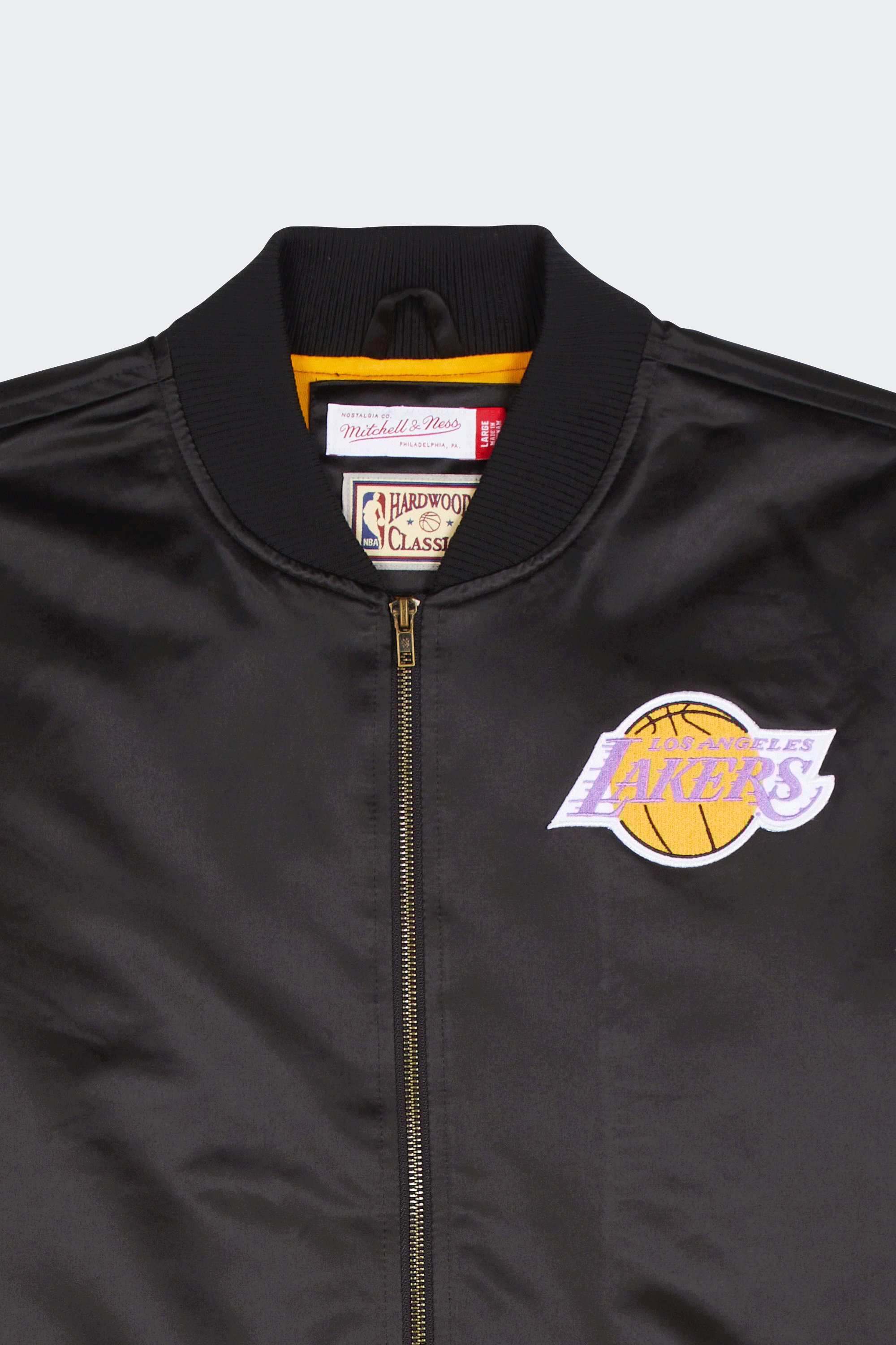 Bomber | Black by MITCHELL & NESS Bomber Black