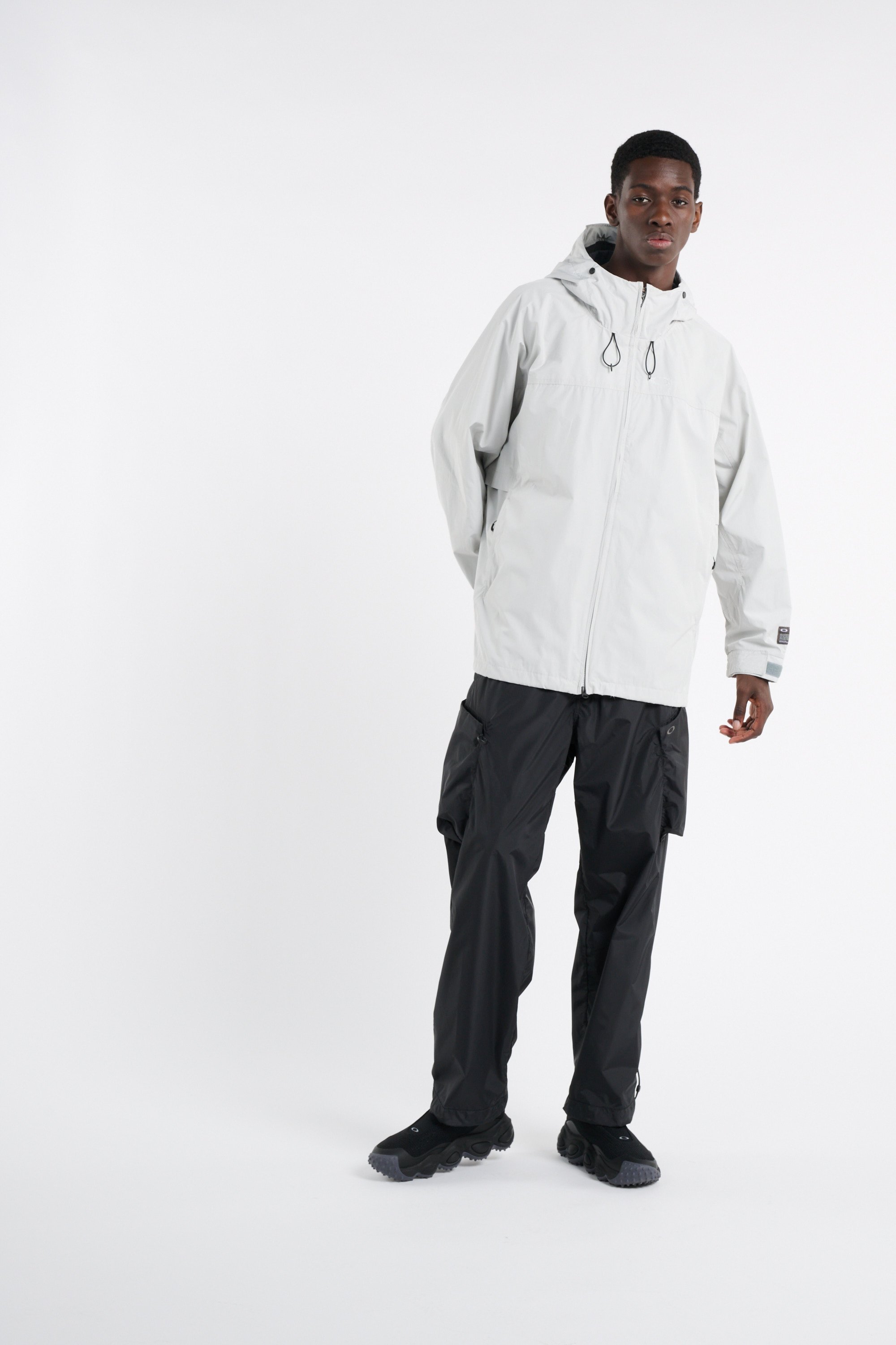 Veste droite à capuche unie OAKLEY Gris