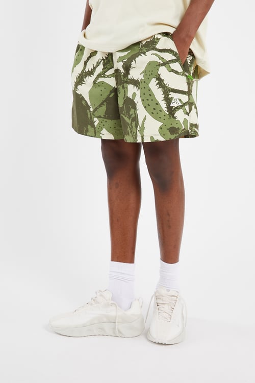 NIKE Short Vert