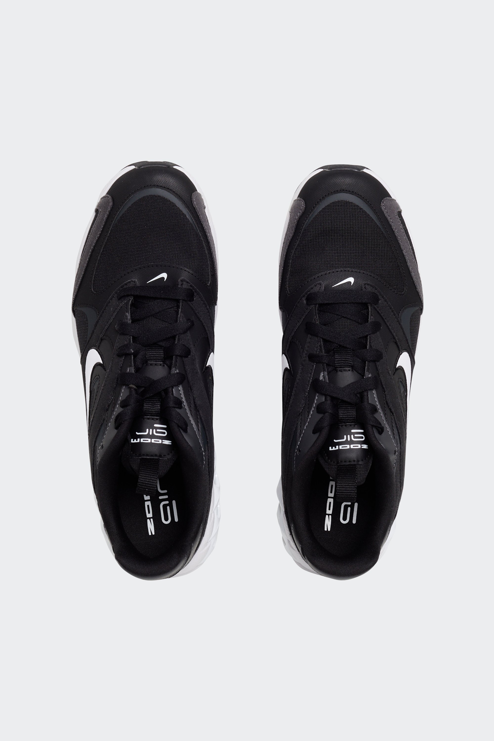 Baskets | Noir by NIKE Baskets Noir