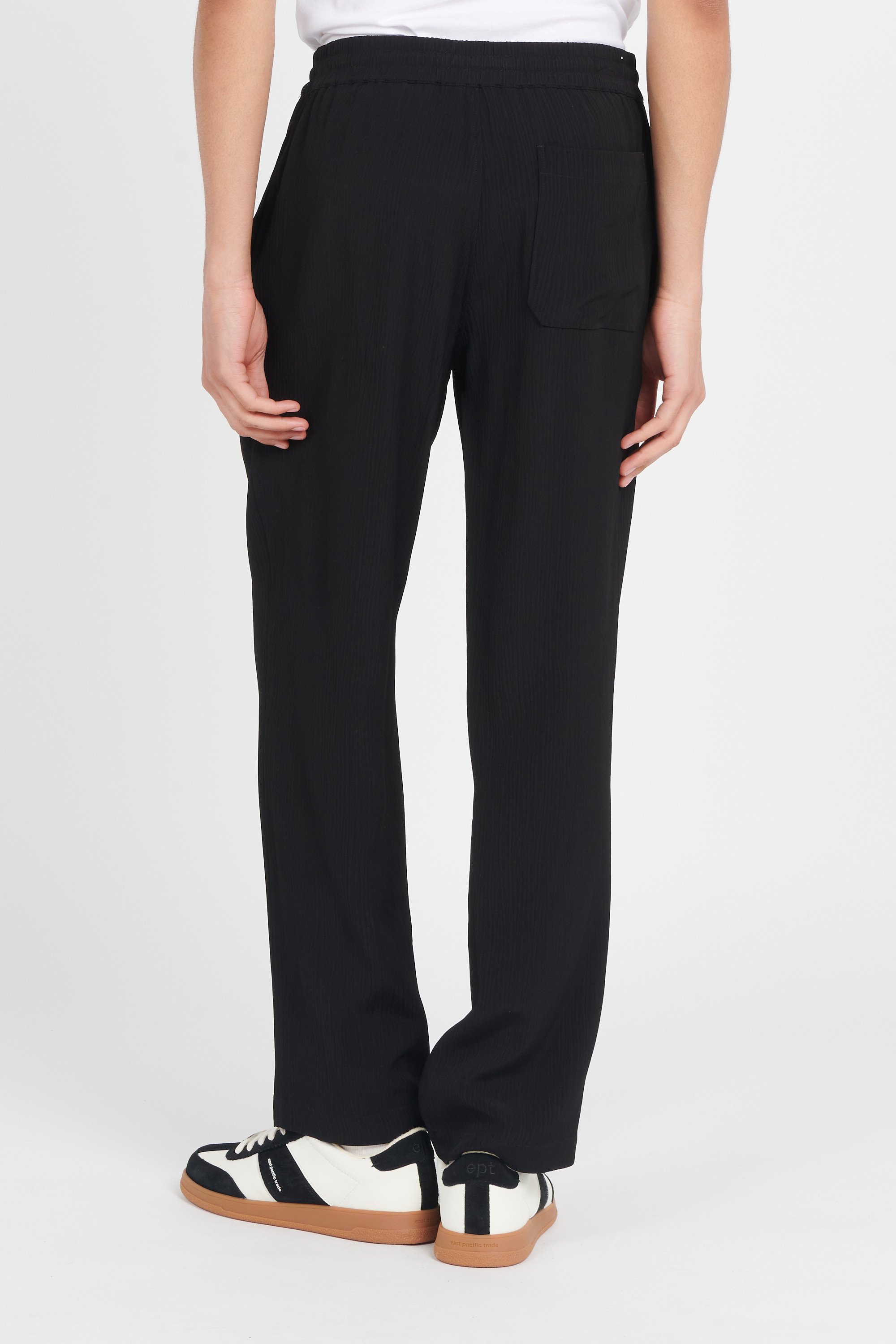 Pantalon | Noir by MINIMUM Pantalon Noir