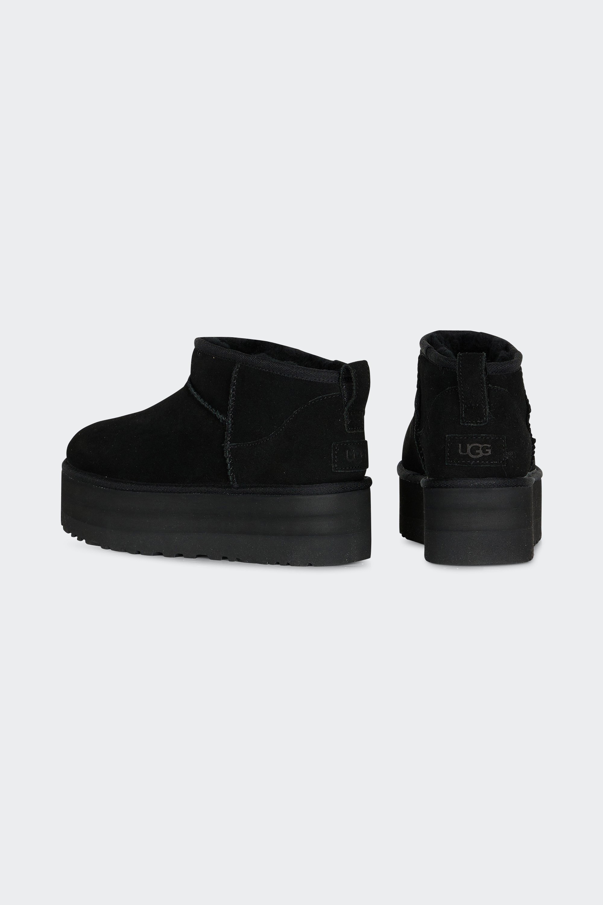 Boots | Noir by UGG Boots Noir
