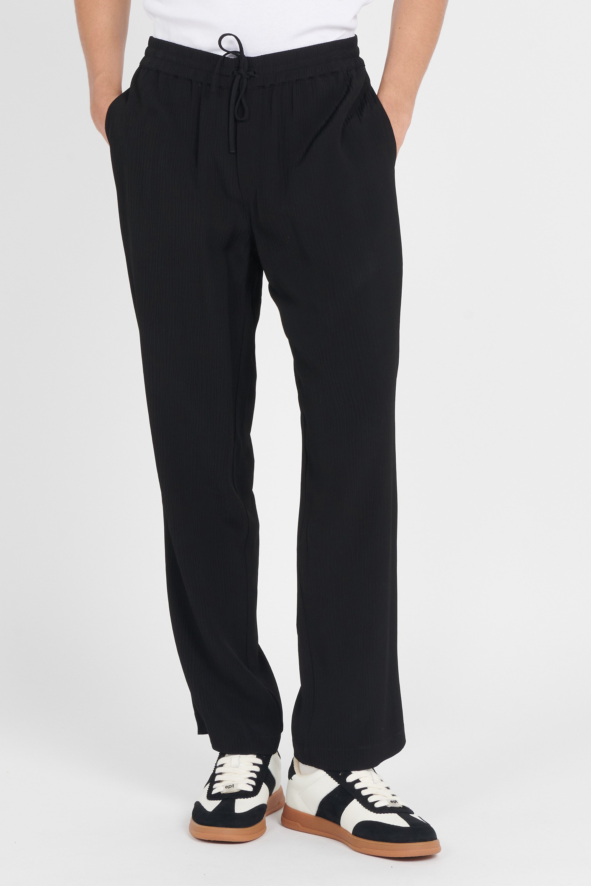 Pantalon | Noir by MINIMUM Pantalon Noir