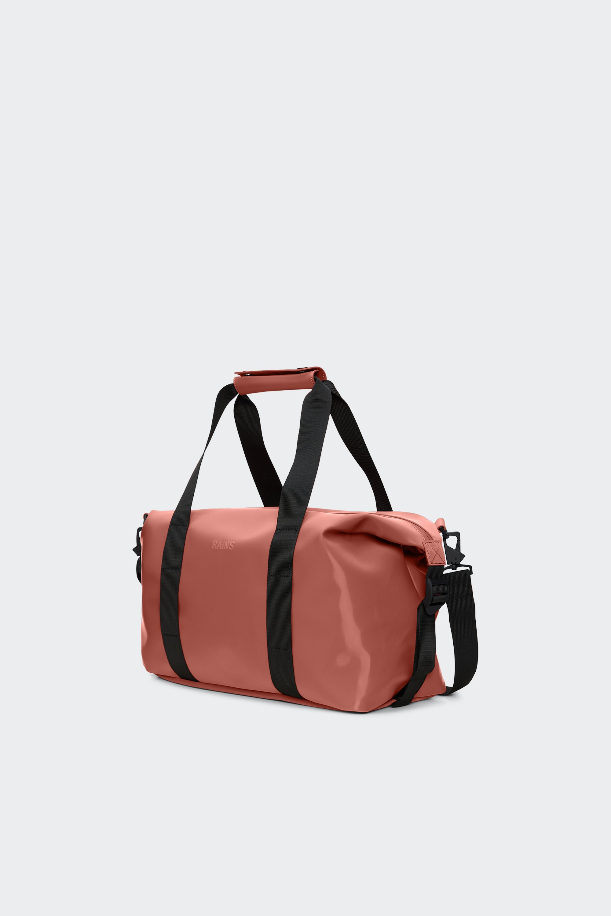 Tranverz S travel bag | Red by RAINS Tranverz S travel bag Red